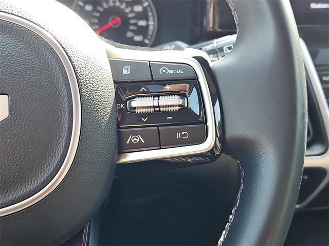 Photo of 2022 Platinum Graphite Kia Sorento Hybrid