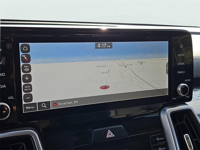 Photo of 2022 Platinum Graphite Kia Sorento Hybrid