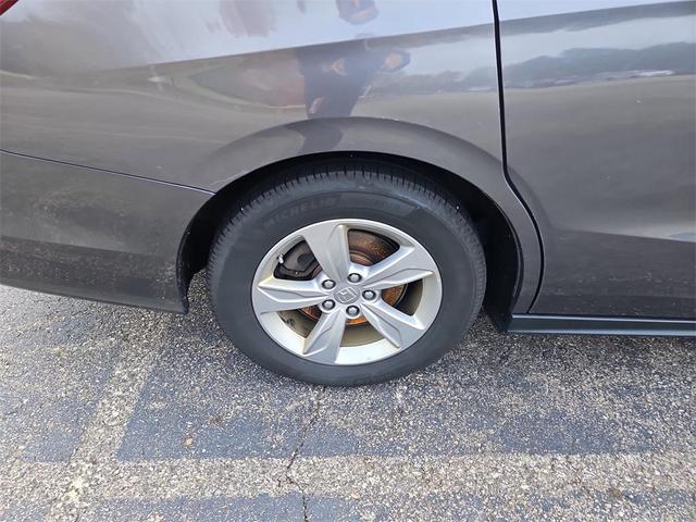Photo of 2020 Gray Honda Odyssey