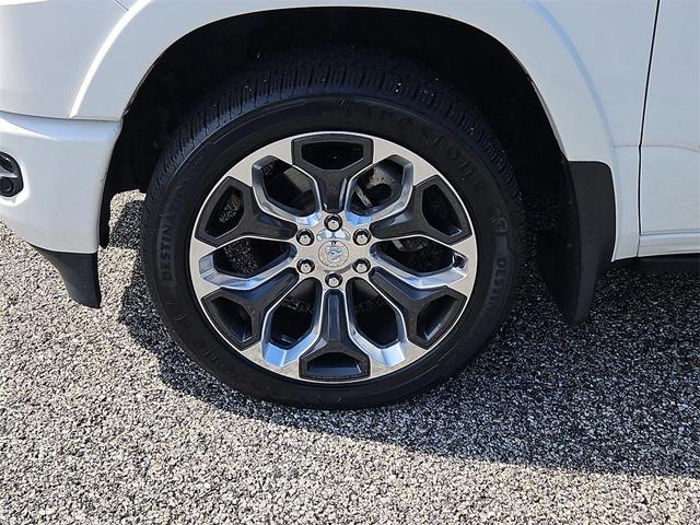 Photo of 2019 Ivory White Tri-Coat Pearlcoat RAM 1500