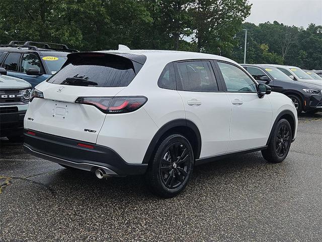 Photo of 2026 Platinum White Pearl Honda HR-V