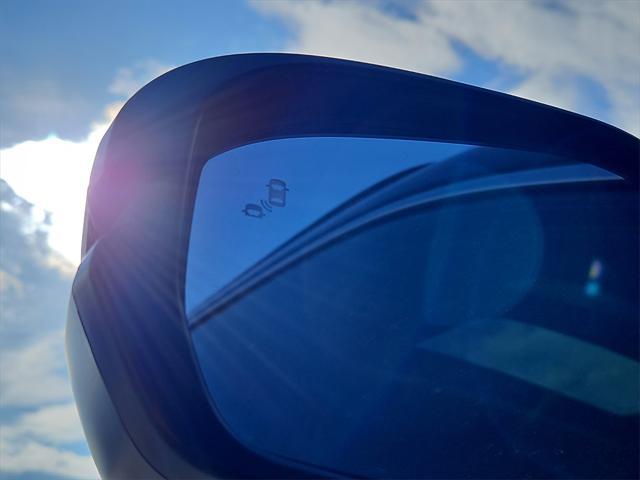 Photo of 2024 Blue Honda CR-V Hybrid
