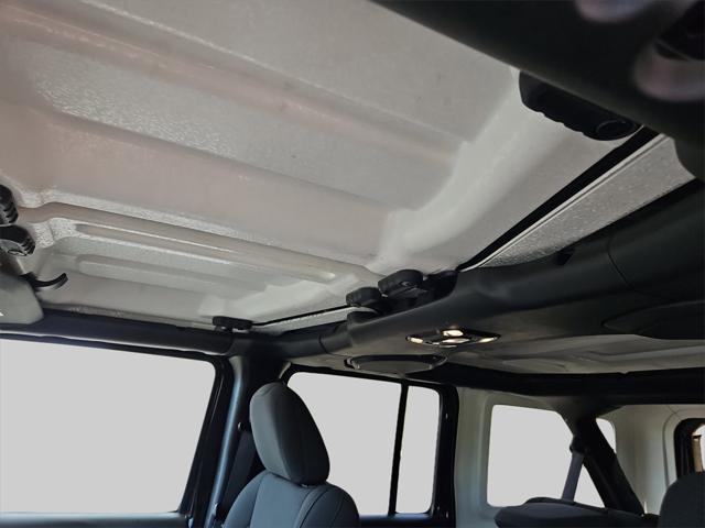 Photo of 2023 Black Clearcoat Jeep Wrangler