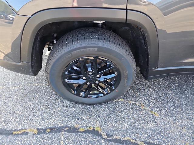 Photo of 2025 Baltic Gray Metallic Clearcoat Jeep Grand Cherokee