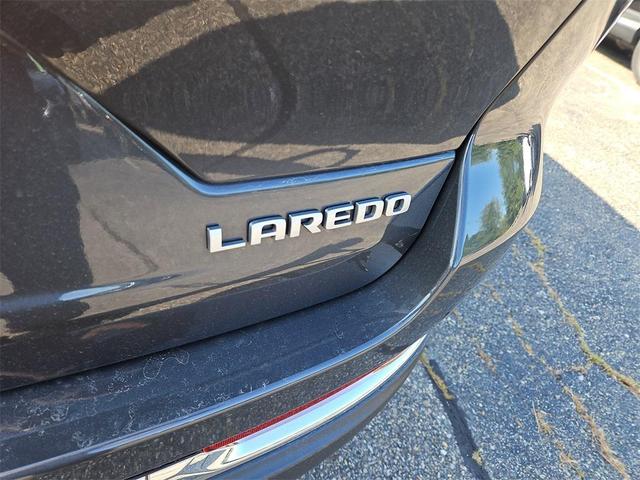 Photo of 2025 Baltic Gray Metallic Clearcoat Jeep Grand Cherokee