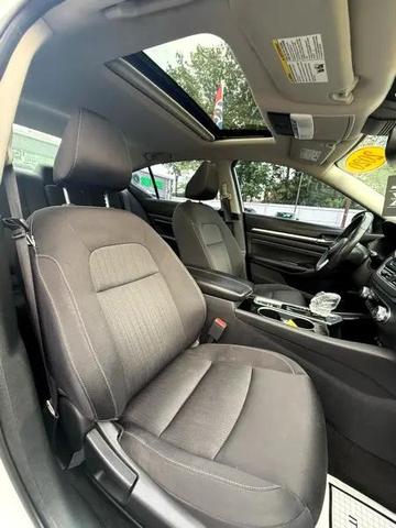 Photo of 2020 Pearl White Tricoat Nissan Altima