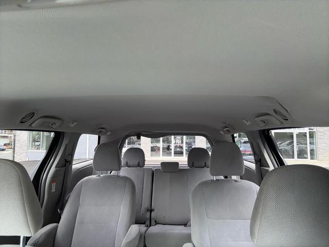 Photo of 2019 Predawn Gray Mica Toyota Sienna