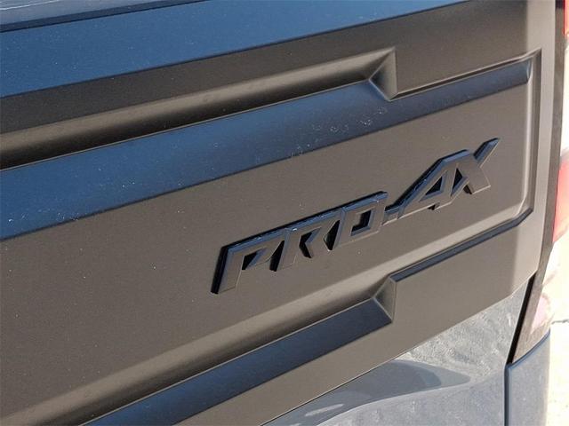 Photo of 2025 Gray Nissan Frontier