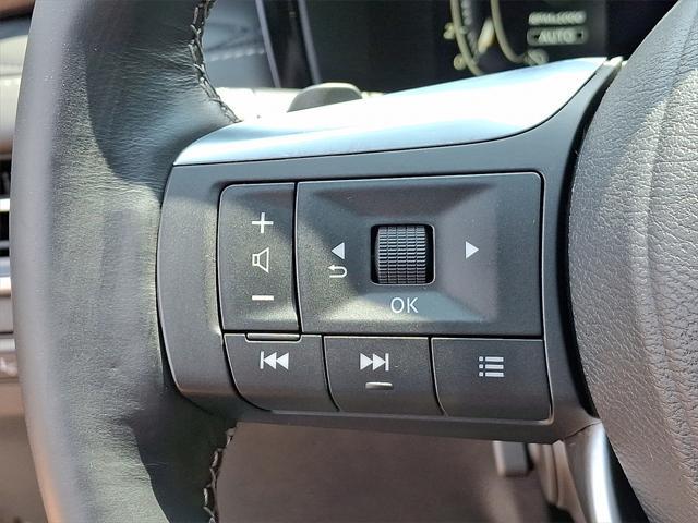 Photo of 2022 Warm Titanium/Black Obsidian INFINITI QX60