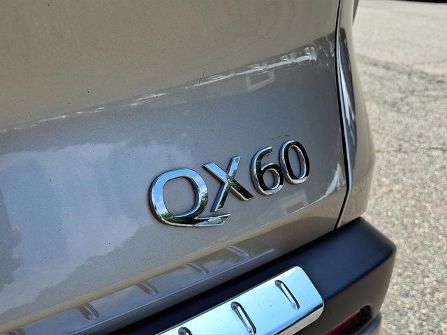 Photo of 2022 Warm Titanium/Black Obsidian INFINITI QX60