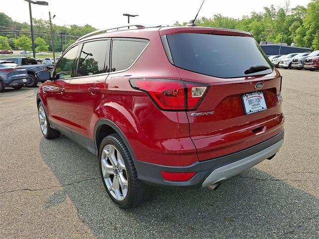 Photo of 2019 Ruby Red Ford Escape
