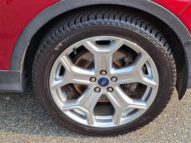 Photo of 2019 Ruby Red Ford Escape