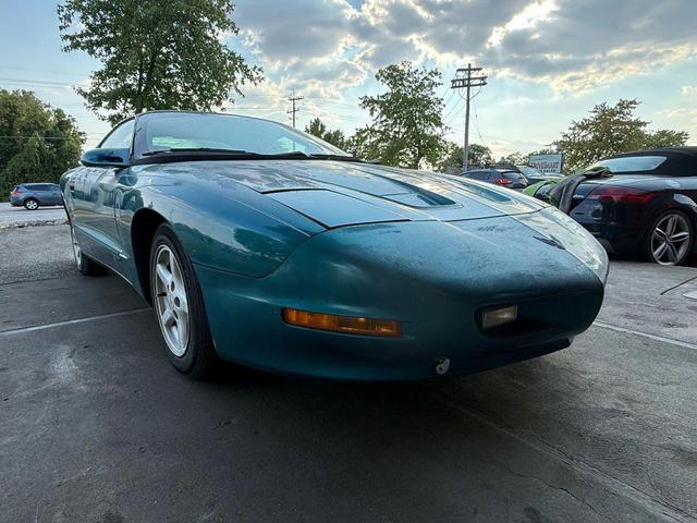 Photo of 1994 Green Pontiac Firebird