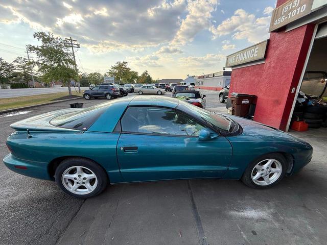 Photo of 1994 Green Pontiac Firebird