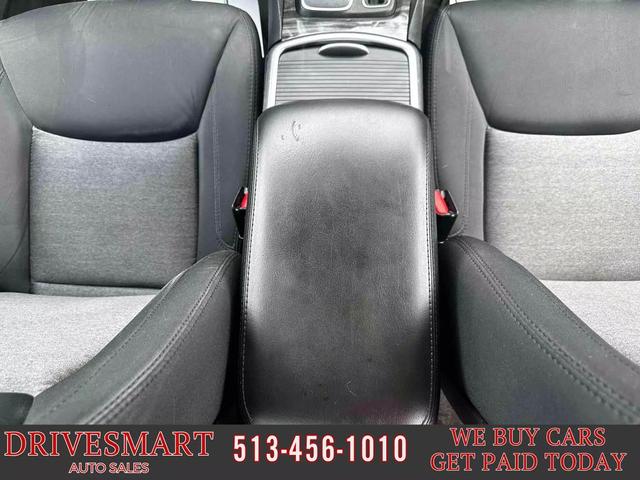 Photo of 2018 Maximum Steel Metallic Clearcoat Chrysler 300