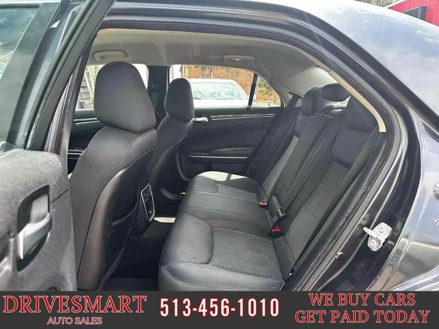 Photo of 2018 Maximum Steel Metallic Clearcoat Chrysler 300