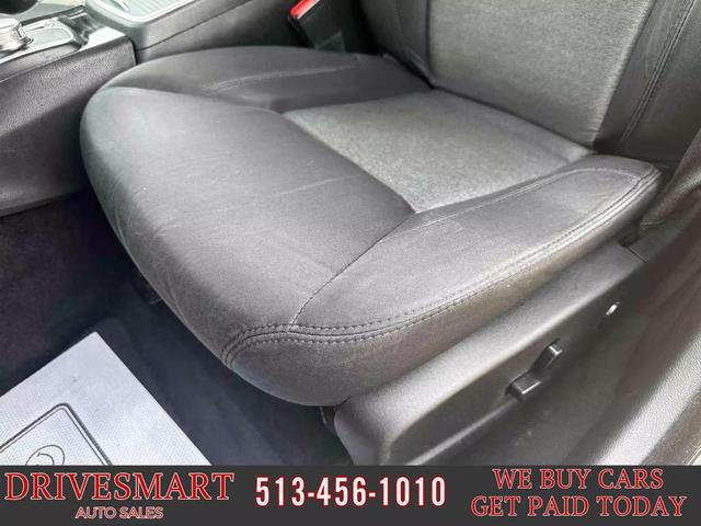 Photo of 2018 Maximum Steel Metallic Clearcoat Chrysler 300