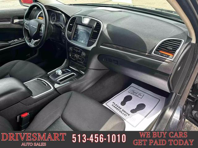 Photo of 2018 Maximum Steel Metallic Clearcoat Chrysler 300