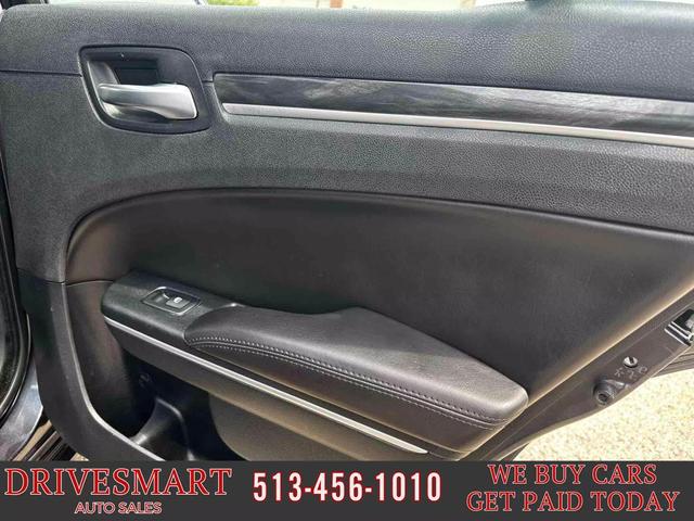 Photo of 2018 Maximum Steel Metallic Clearcoat Chrysler 300