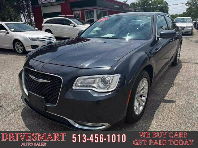 Photo of 2018 Maximum Steel Metallic Clearcoat Chrysler 300
