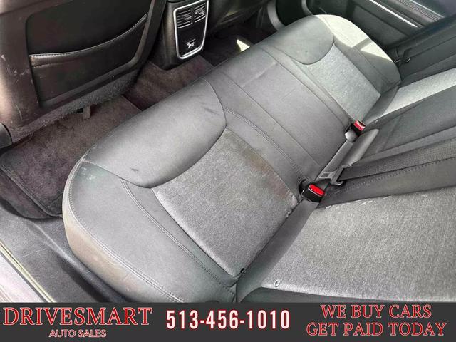 Photo of 2018 Maximum Steel Metallic Clearcoat Chrysler 300