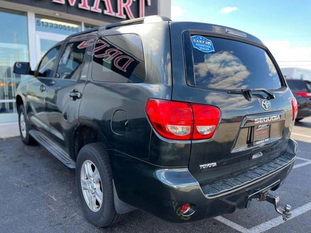 Photo of 2008 Slate Metallic Toyota Sequoia