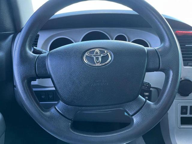 Photo of 2008 Slate Metallic Toyota Sequoia