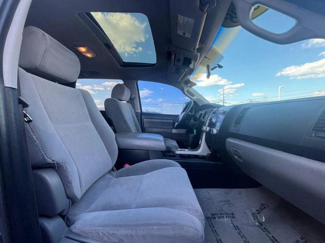 Photo of 2008 Slate Metallic Toyota Sequoia