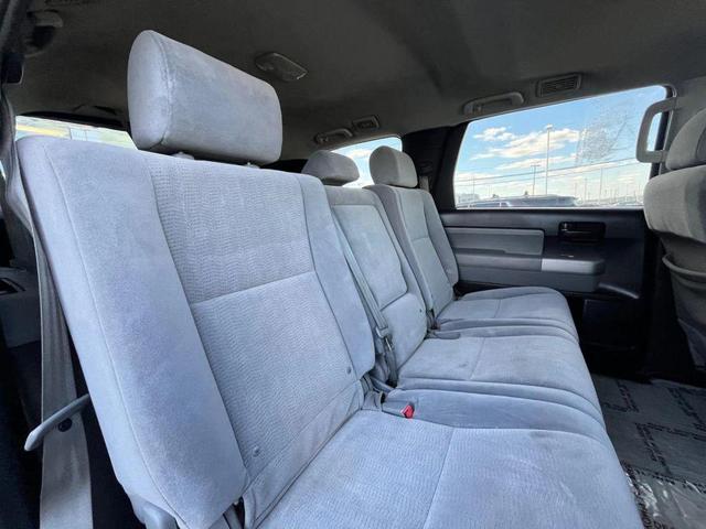 Photo of 2008 Slate Metallic Toyota Sequoia