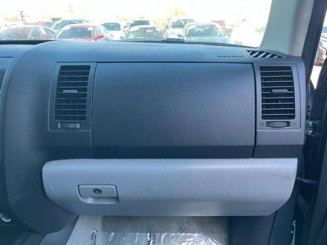 Photo of 2008 Slate Metallic Toyota Sequoia