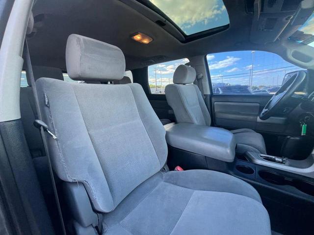 Photo of 2008 Slate Metallic Toyota Sequoia