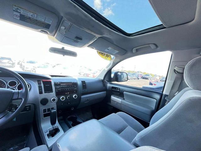 Photo of 2008 Slate Metallic Toyota Sequoia
