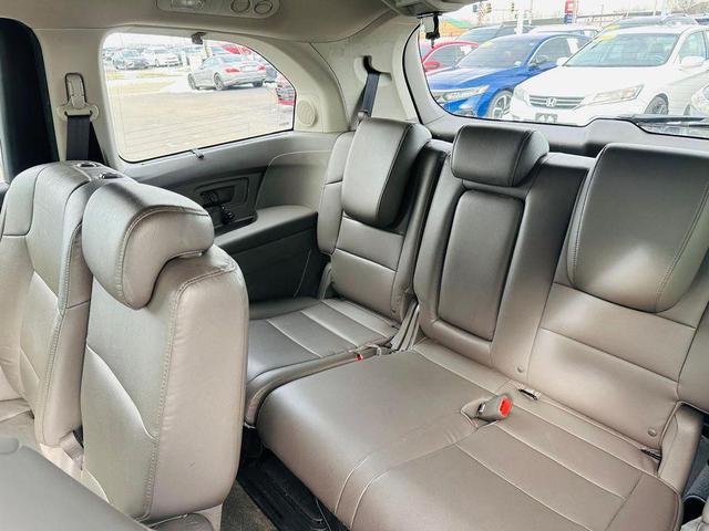 Photo of 2013 Polished Metal Metallic Honda Odyssey