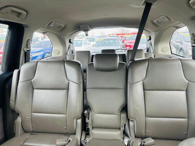 Photo of 2013 Polished Metal Metallic Honda Odyssey