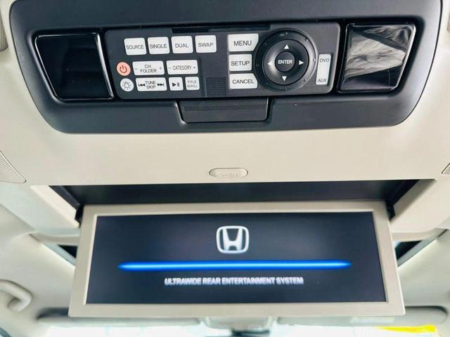 Photo of 2013 Polished Metal Metallic Honda Odyssey