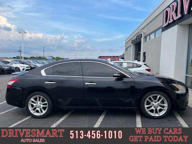 Photo of 2011 BURGUN Nissan Maxima