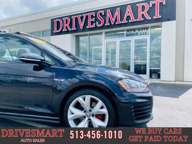 Photo of 2015 Deep Black Pearl Volkswagen Golf GTI