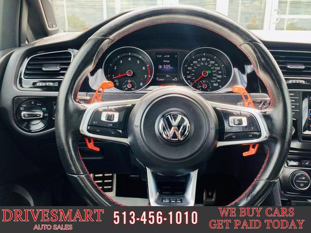 Photo of 2015 Deep Black Pearl Volkswagen Golf GTI
