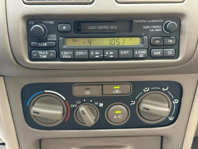Photo of 2002 Silverstream Opalescent Toyota Corolla