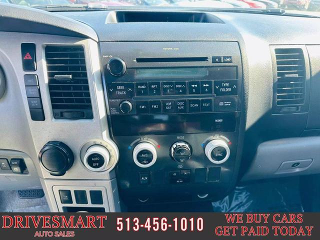 Photo of 2008 Slate Metallic Toyota Sequoia