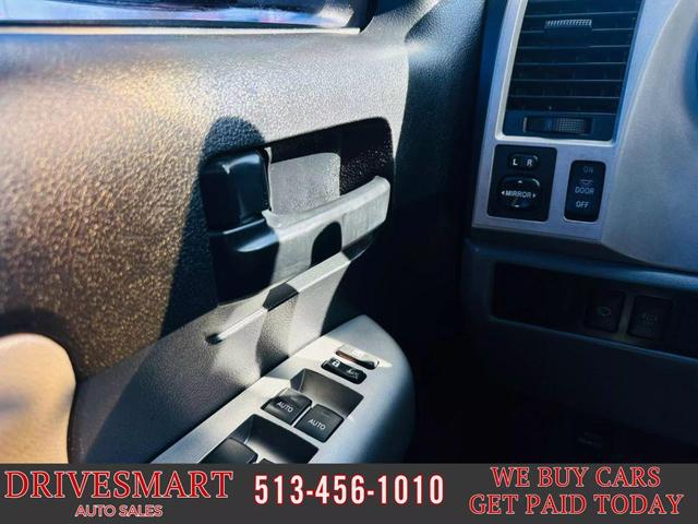 Photo of 2008 Slate Metallic Toyota Sequoia