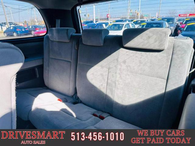 Photo of 2008 Slate Metallic Toyota Sequoia