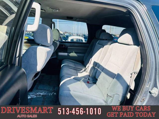 Photo of 2008 Slate Metallic Toyota Sequoia