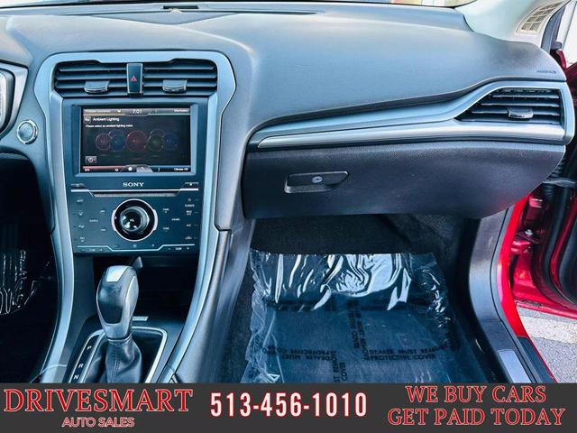 Photo of 2014 MAROON Ford Fusion