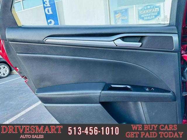 Photo of 2014 MAROON Ford Fusion