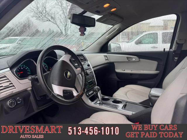 Photo of 2012 Silver Chevrolet Traverse