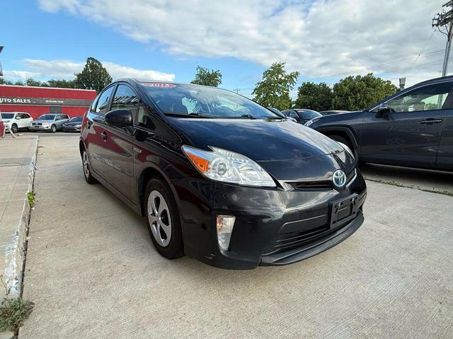 Photo of 2015 Winter Gray Metallic Toyota Prius