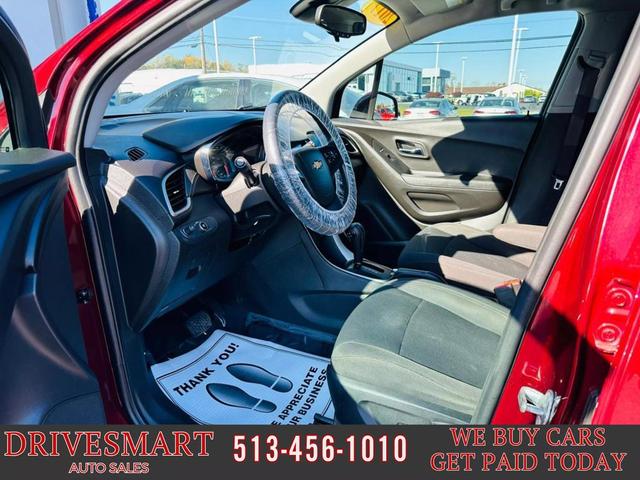 Photo of 2017 Crimson Metallic Chevrolet Trax
