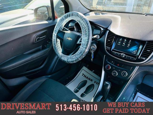Photo of 2017 Crimson Metallic Chevrolet Trax