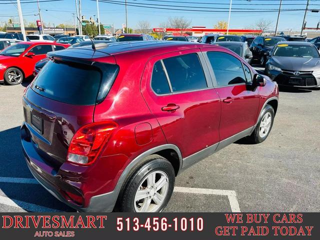 Photo of 2017 Crimson Metallic Chevrolet Trax